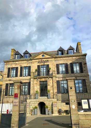 Façade de l'Hôtel Edgar, Saint-Brieuc, Bretagne