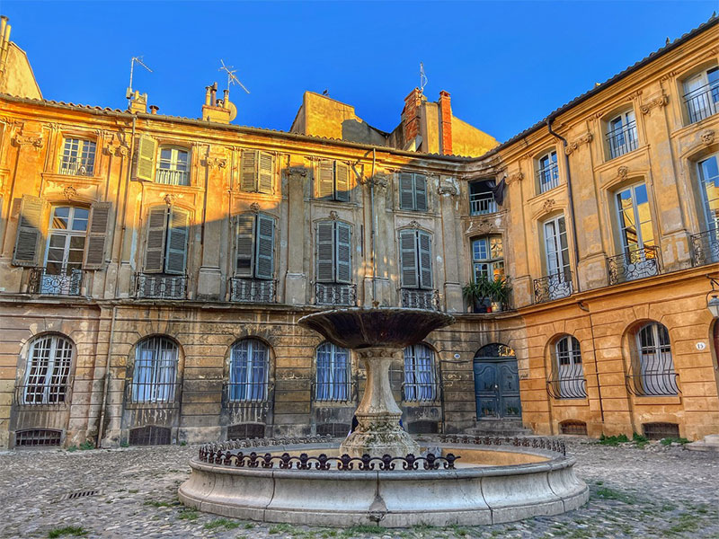 Place d'Albertas, Aix-en-Provence