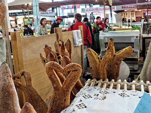Beau pain au marché de Dijon marché de dijon bourgogne
