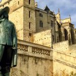 Bronze statue of Musketeer D