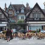 Délectable station balnéaire chic de Deaville en Normandie