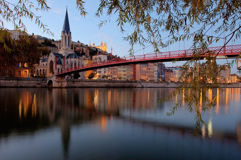 Bridge across the Rhone, Lyon © Lyon Tourist Office