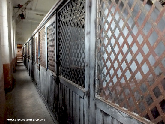 cellules-prison-de-l-abbaye-de-clairvaux-mises-a-jour