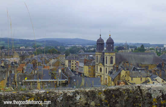 Vue sur Sedan depuis les remparts du Château Fort Ardennes