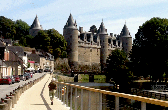 A l'ombre d'un château à Josselin Josselin-Château
