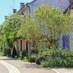 chedigny-rose-village-Loire-Valley