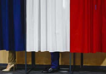 Élections législatives en France : les nationalistes de droite largement en tête au premier tour avec environ 34 pour cent