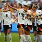 Footballeurs olympiques : bon départ : les femmes de la DFB avec trois buts contre l'Australie