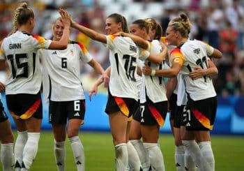 Footballeurs olympiques : bon départ : les femmes de la DFB avec trois buts contre l&rsquo;Australie