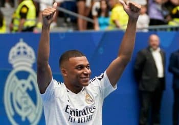 Méga show pour la star française : Spectacle royal avec Mbappé : Happy boy