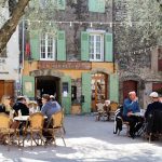 Tourtour Provence le plus joli petit village dans le ciel