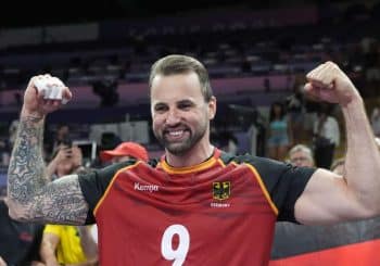 JO de Paris : Papy Grozer ouvre la voie : volleyeur en quarts de finale