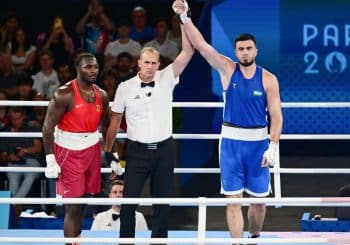 Super-lourds : Défaite aux points : le boxeur Tiafack remporte le bronze olympique