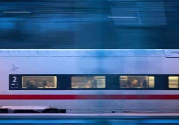 De capitale en capitale : vers Paris en huit heures : une nouvelle liaison démarre en train