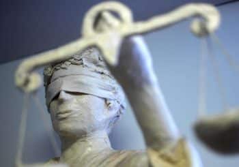 France : Procès pour viol : l&rsquo;accusé avait également des photos nues de sa fille