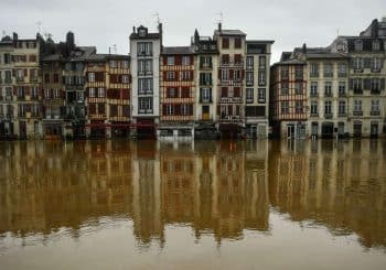 Pluies dévastatrices : Un traumatisme : la France lutte contre des masses d&rsquo;eau