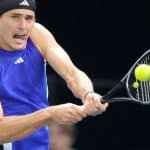 Tennis : Zverev atteint les demi-finales à Paris