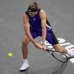 Tour ATP : le professionnel du tennis Zverev en quarts de finale à Paris