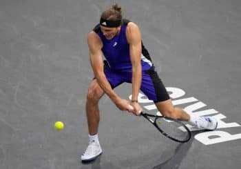 Tour ATP : le professionnel du tennis Zverev en quarts de finale à Paris