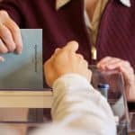 Vote dans l'Est de la France : Fonds brûlés : une ville française choisit un nom étrange