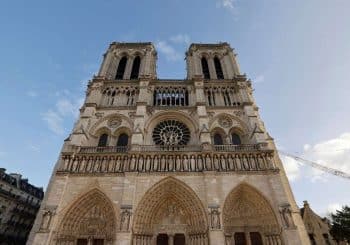 Cinq ans après l&rsquo;incendie : Notre-Dame rouverte – avec faste et beaucoup d&rsquo;émotion