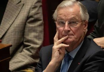 Crise gouvernementale en France : jours de chaos démocratique