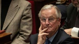 Crise gouvernementale en France : le Premier ministre Michel Barnier présente sa démission