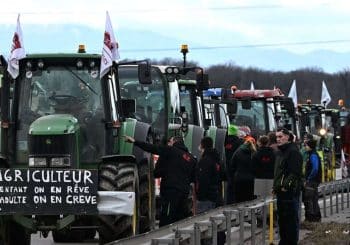 Manifestation contre les accords de libre-échange à Kehl : les agriculteurs bloquent le pont européen vers la France