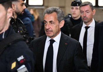 Nicolas Sarkozy : l&rsquo;ex-président français doit purger un an de prison pour un bracelet à la cheville