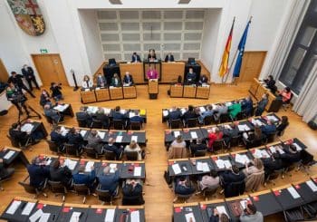 Plénum du Parlement du Land : le Parlement du Land de la Sarre devient membre de la Francophonie