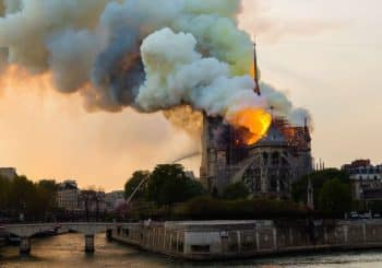 Pourquoi Notre-Dame a-t-elle brûlé en 2019 ?