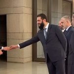 Après le coup d'État en Syrie : poignée de main réservée aux hommes : Baerbock avec le leader islamiste