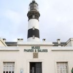 France : la Bretagne indignée – un phare perd ses tirs