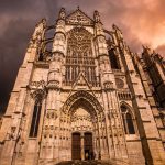 Tour à Babel du Moyen Âge