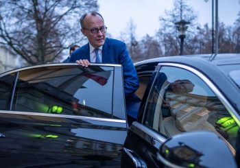 Réunion dans l&rsquo;Elysée-Palast: Merz sur une conversation confidentielle avec Macron à Paris est arrivée