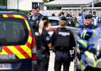 France: 14 ans, l&rsquo;assistant scolaire poignarde avant l&rsquo;école