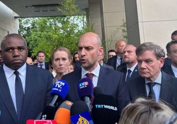 Guerre au Moyen-Orient: Attaques américaines contre les installations nucléaires iranien-Trump Dupies Européennes