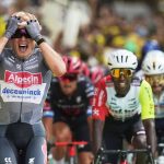 112. Visite de la France: Philipsen-Sprint dans le Red Bull de Bull-Bull jaune en jersey