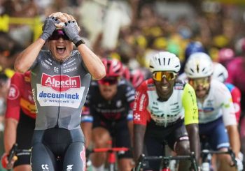 112. Visite de la France: Philipsen-Sprint dans le Red Bull de Bull-Bull jaune en jersey