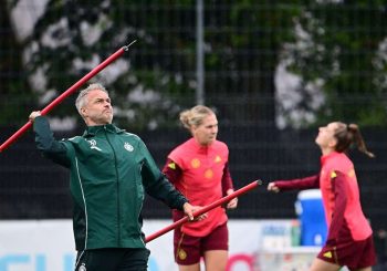 Em en Suisse: les footballeurs sont courageux: maintenant plus que maintenant