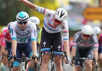 Tour de France: drame d&rsquo;automne sur la tournée – Bauhaus sprints à la troisième place