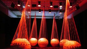 Art: immersion, explosion, pressant: l'art pour l'ère selfie?