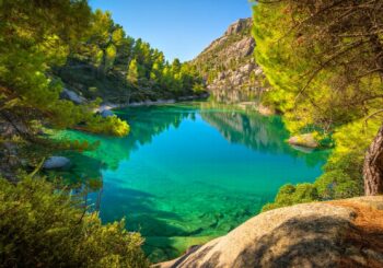 La perle secrète de Corse : un lac turquoise gratuit, méconnu des vacanciers