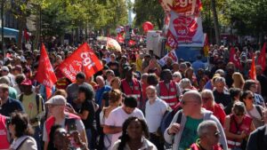 Démonstrations: Frilly Day en France: des centaines de milliers de plans d'épargne