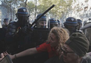 France: des centaines de milliers de personnes protestent contre les plans d&rsquo;épargne gouvernementaux