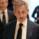 Jugement à Paris: Sarkozy en Libye procédé en partie parlé coupable