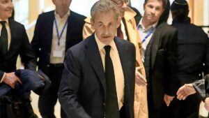 Jugement dans le processus de Libye: Sarkozy condamné à cinq ans de prison