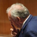 Question de confiance perdue: la France est à la recherche d'un nouveau Premier ministre pour la chute du gouvernement