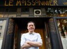 Conseils de Monsieur Moissonnier : Les cellulaires hors de la table ! – C’est comme ça qu’on se comporte dans un restaurant
