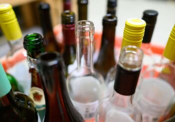 Conséquences de l&rsquo;alcool : Lutte contre le cancer – L&rsquo;OMS promeut une politique cohérente en matière d&rsquo;alcool